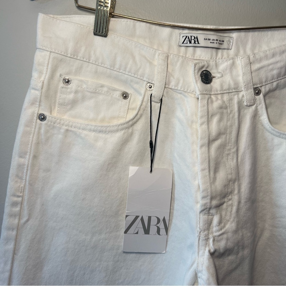 Zara Jeans White Button Up Straight Leg Woman’s Size 38 NWT - Picture 3 of 13